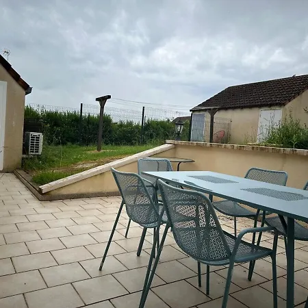 Maison Seventies Climatisee, Parking Prive Chablis Extérieur photo