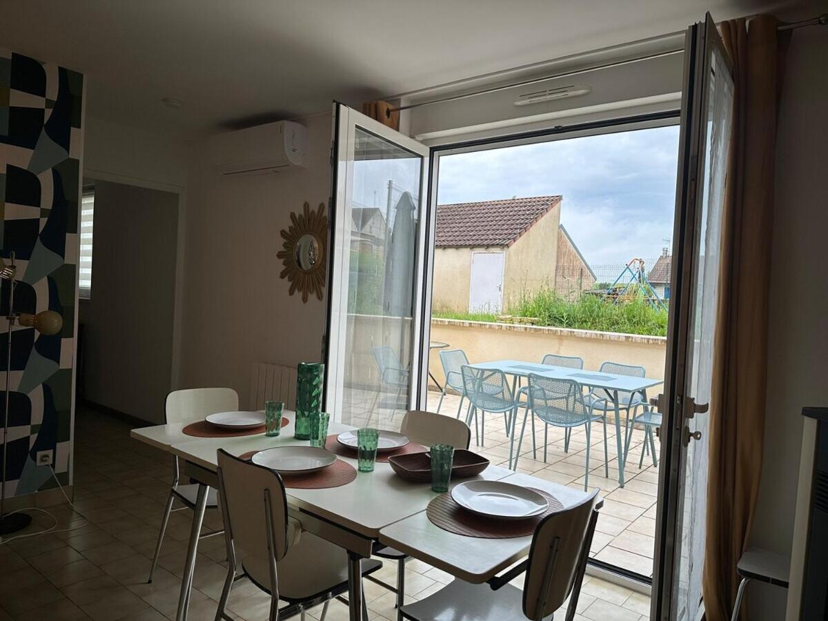 Maison Seventies Climatisee, Parking Prive *
