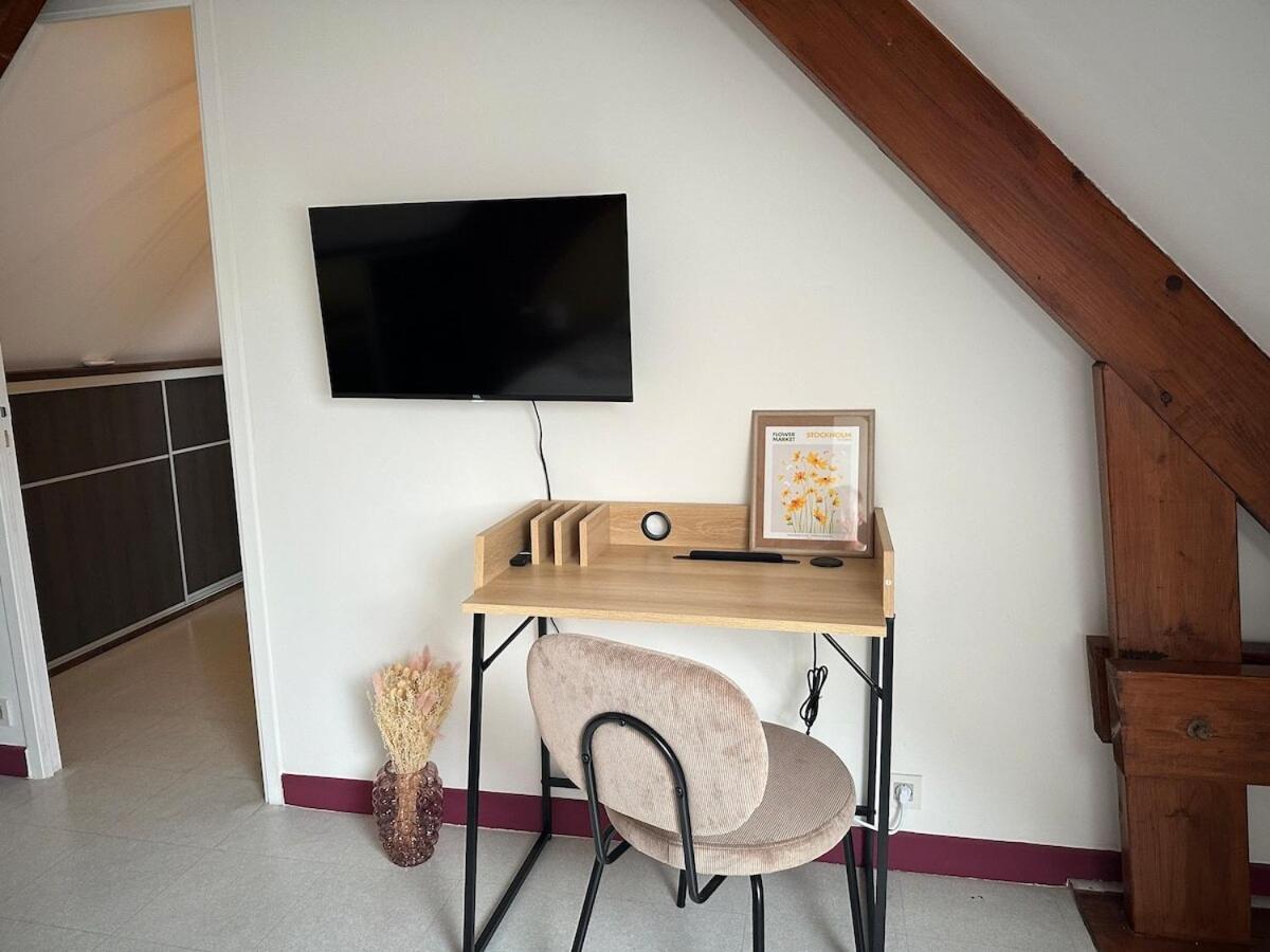 Maison Seventies Climatisee, Parking Prive *